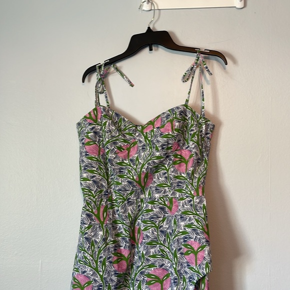 New no tag xl floral dress with slit - Picture 4 of 6
